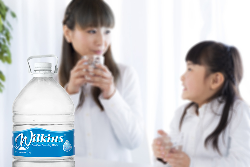 WilkinsDistilledDrinkingWater_Stockphoto1