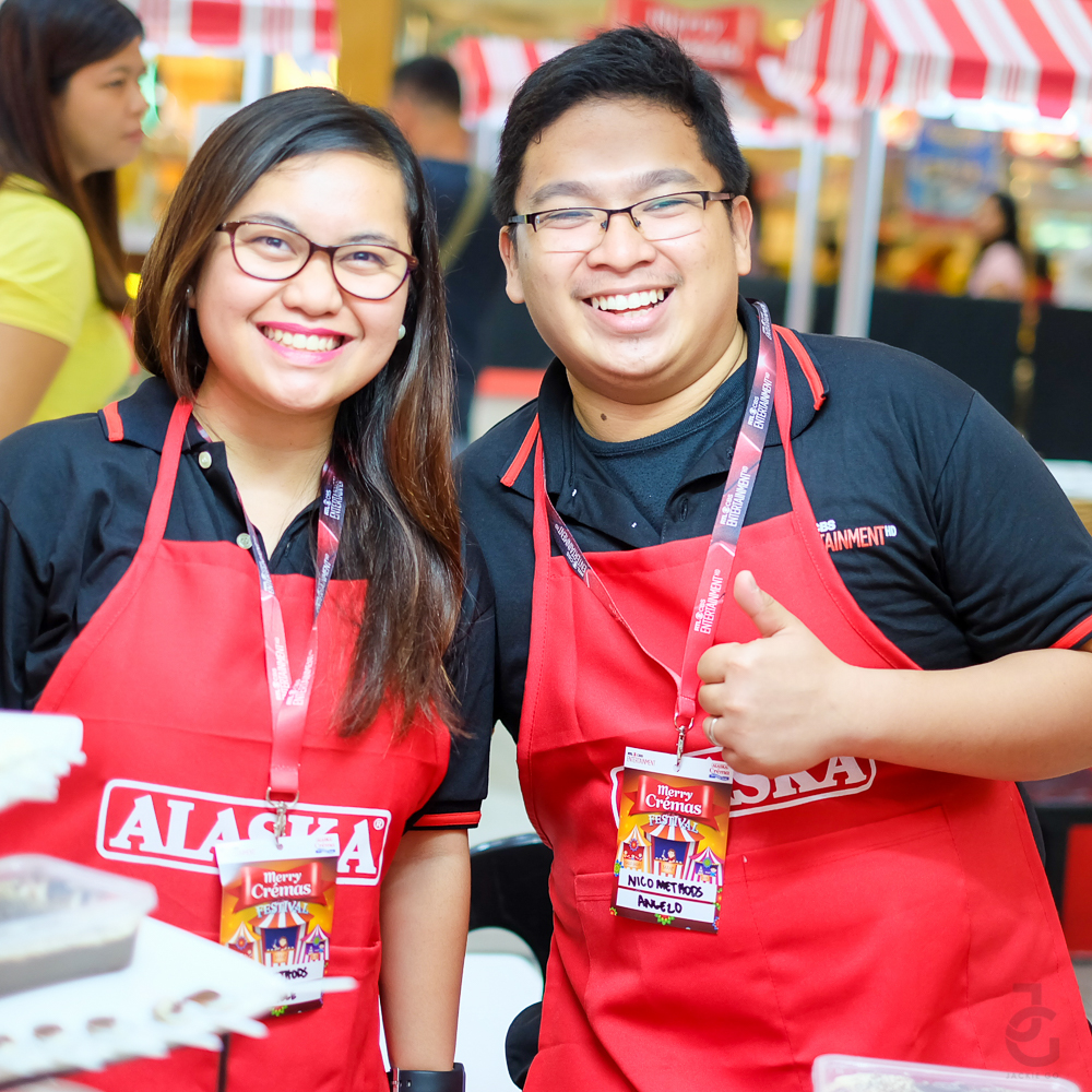 AlaskaMerryCremas2015_JackieGo_23
