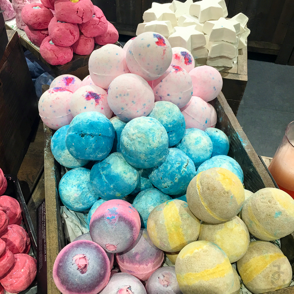LushFreshHandmadeCosmetics_Holiday2015_JackieGo_1