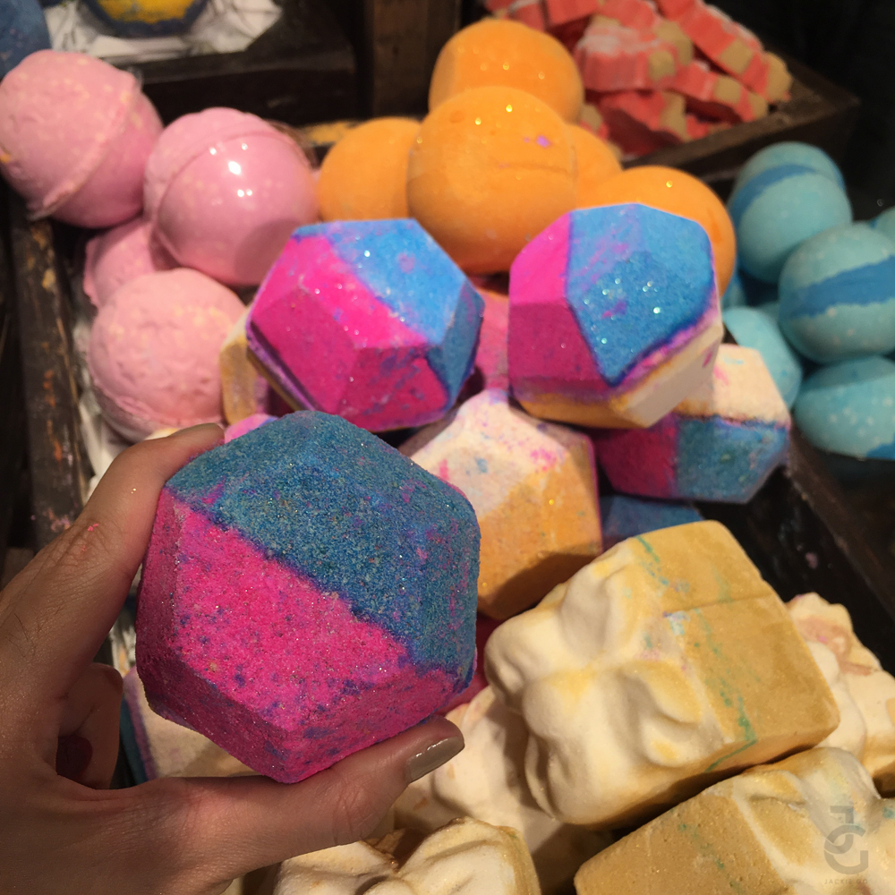 LushFreshHandmadeCosmetics_Holiday2015_JackieGo_17