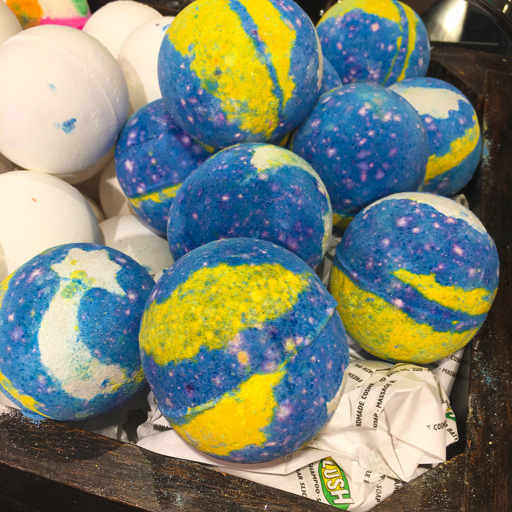 LushFreshHandmadeCosmetics_Holiday2015_JackieGo_4