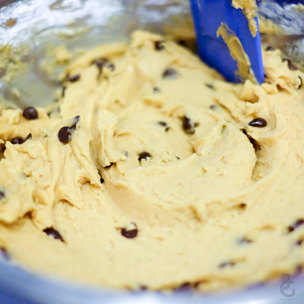 PeanutButterChocoChipCake_JackieGo_9