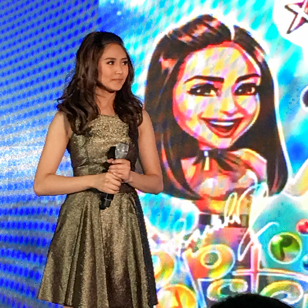 XelebSarahGPopsters_JackieGo_17