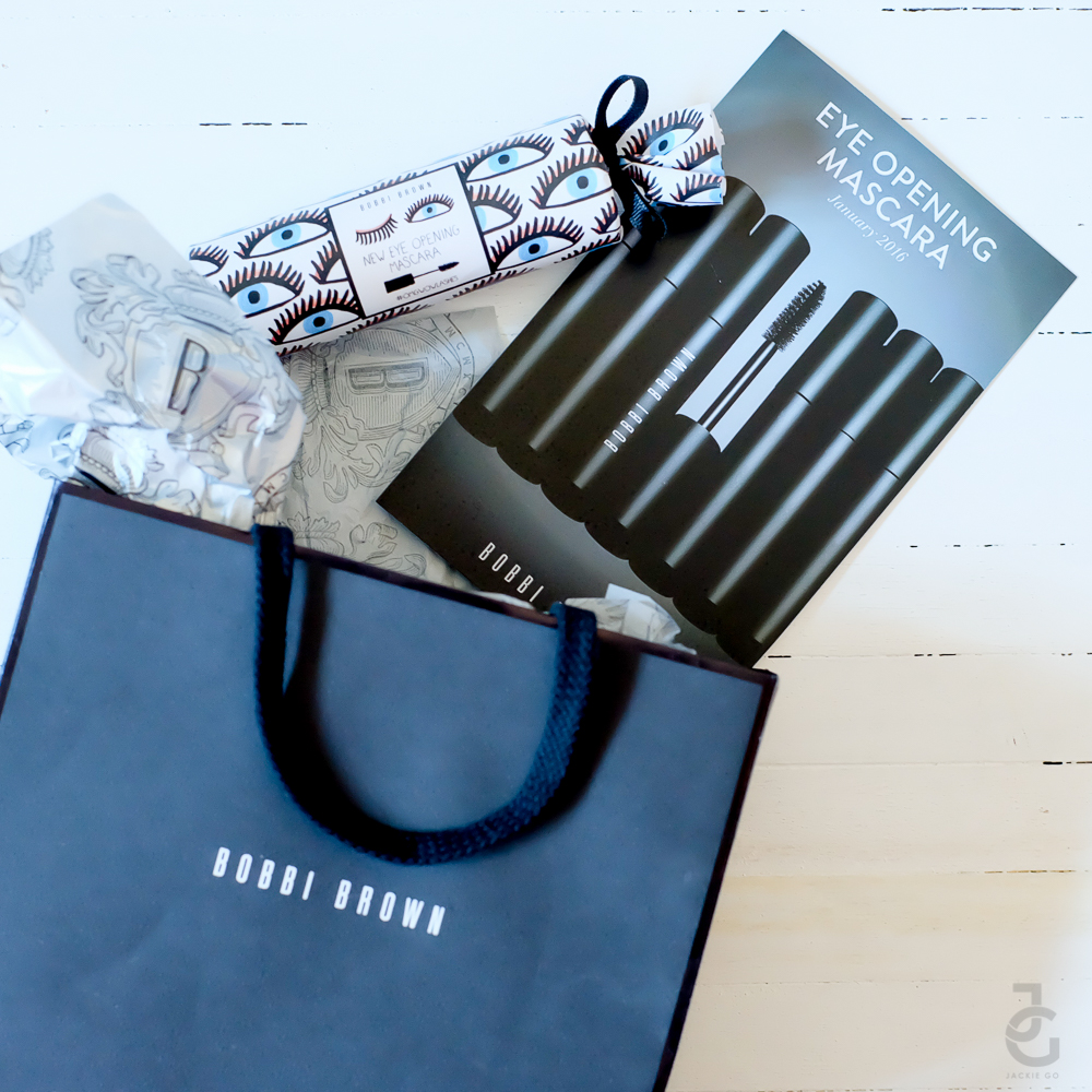 BobbiBrown_EyeOpeningMascara_JackieGo