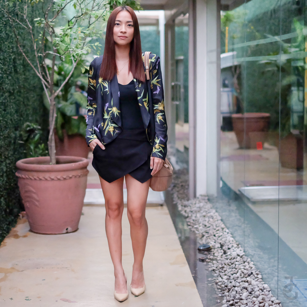 SwingBlazer_BlackAsymmetricSkort_JackieGo