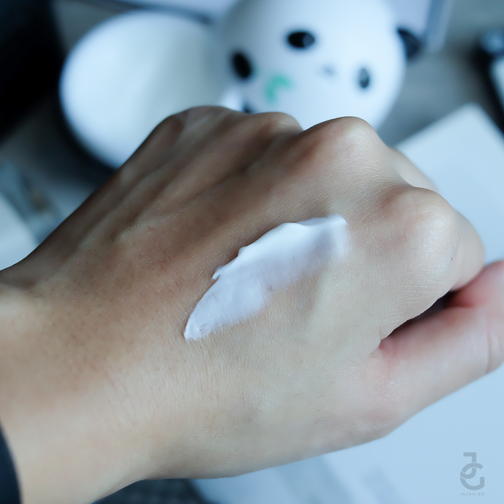 TonyMoly_PandasDreamWhiteHandCream_JackieGo_3