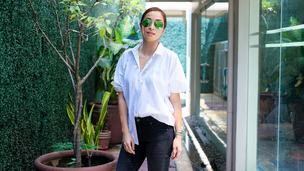 WhiteOversizedTop_JackieGo_5
