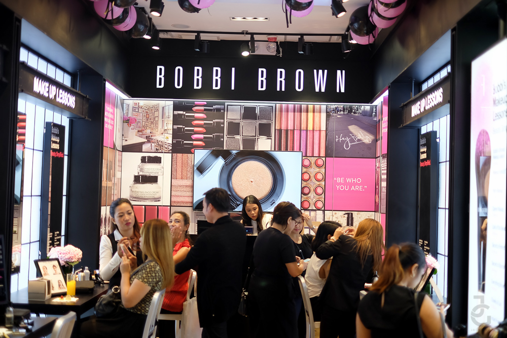 BobbiBrown_SMAura_JackieGo_1
