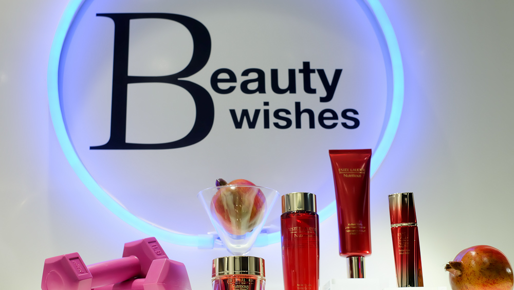 EsteeLauderSMAuraStore_JackieGo_12