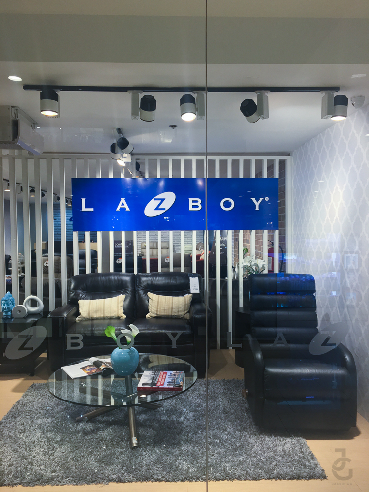 LaZBoy_JackieGo