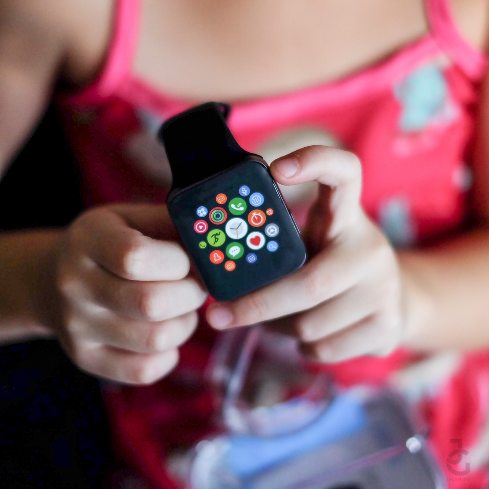 PLDT_Coby_SmartWatch_JackieGo_1