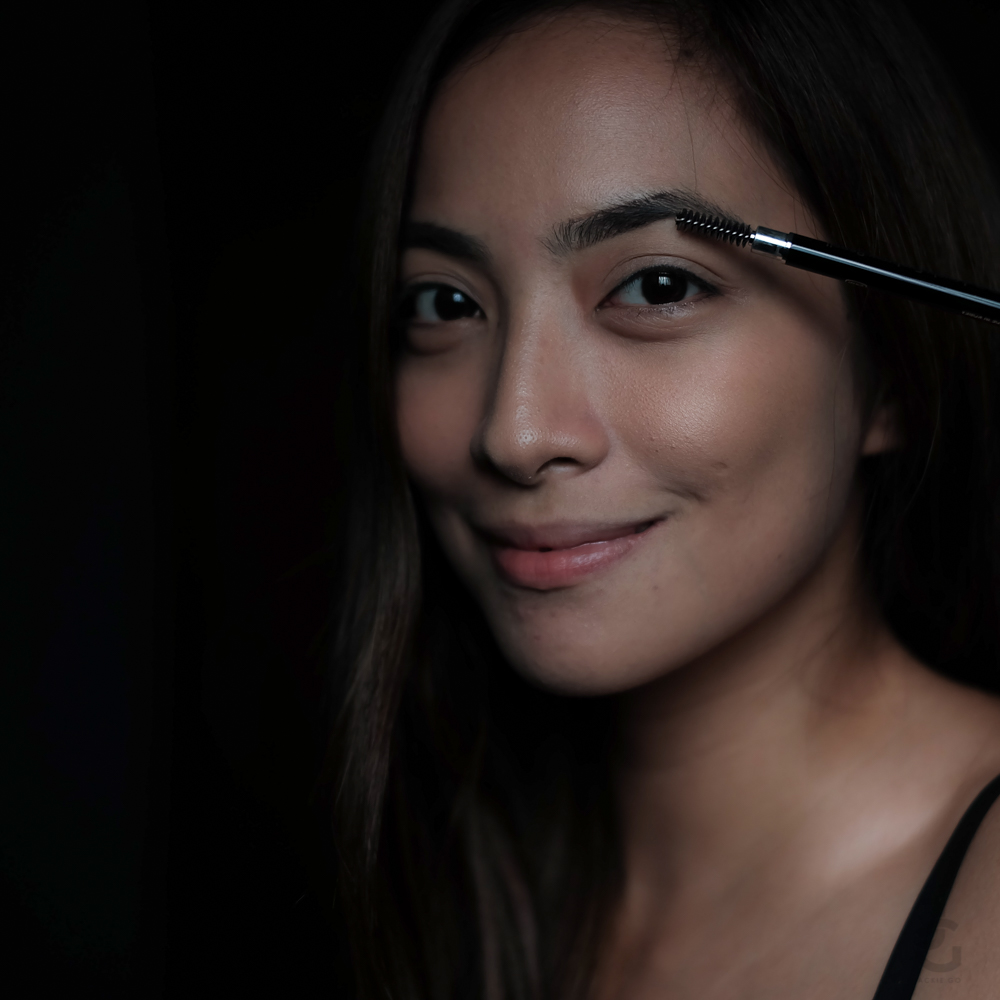 TonyMoly_ColoringBrowcara_LovelyEyebrowPencil_JackieGo_3