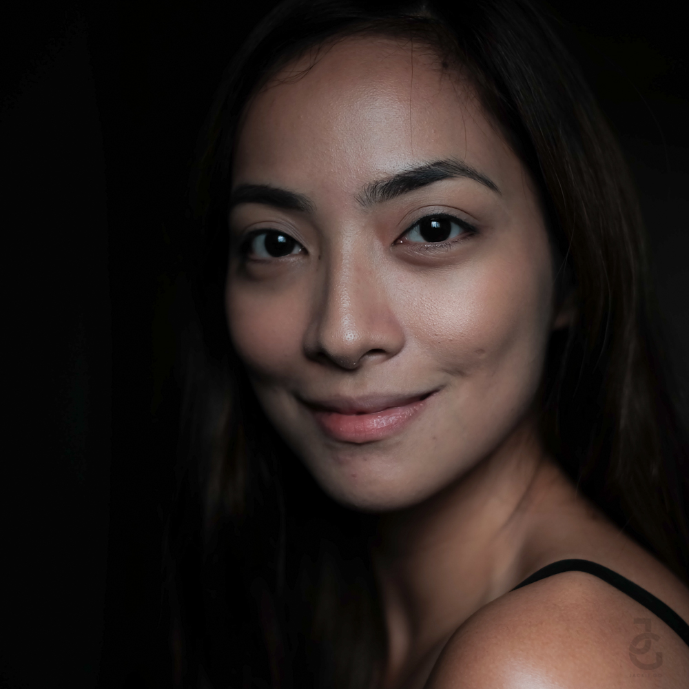 TonyMoly_ColoringBrowcara_LovelyEyebrowPencil_JackieGo_4