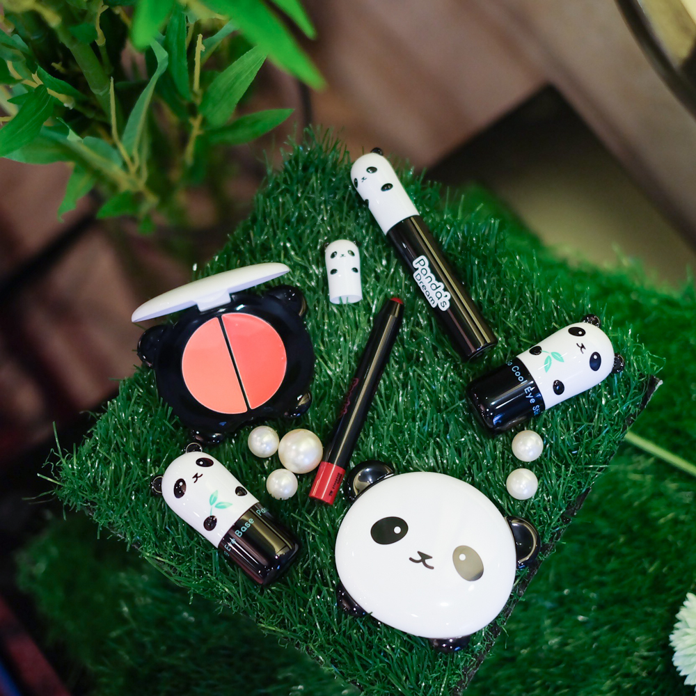 Panda Dreams With #TonyMolyPandasDream