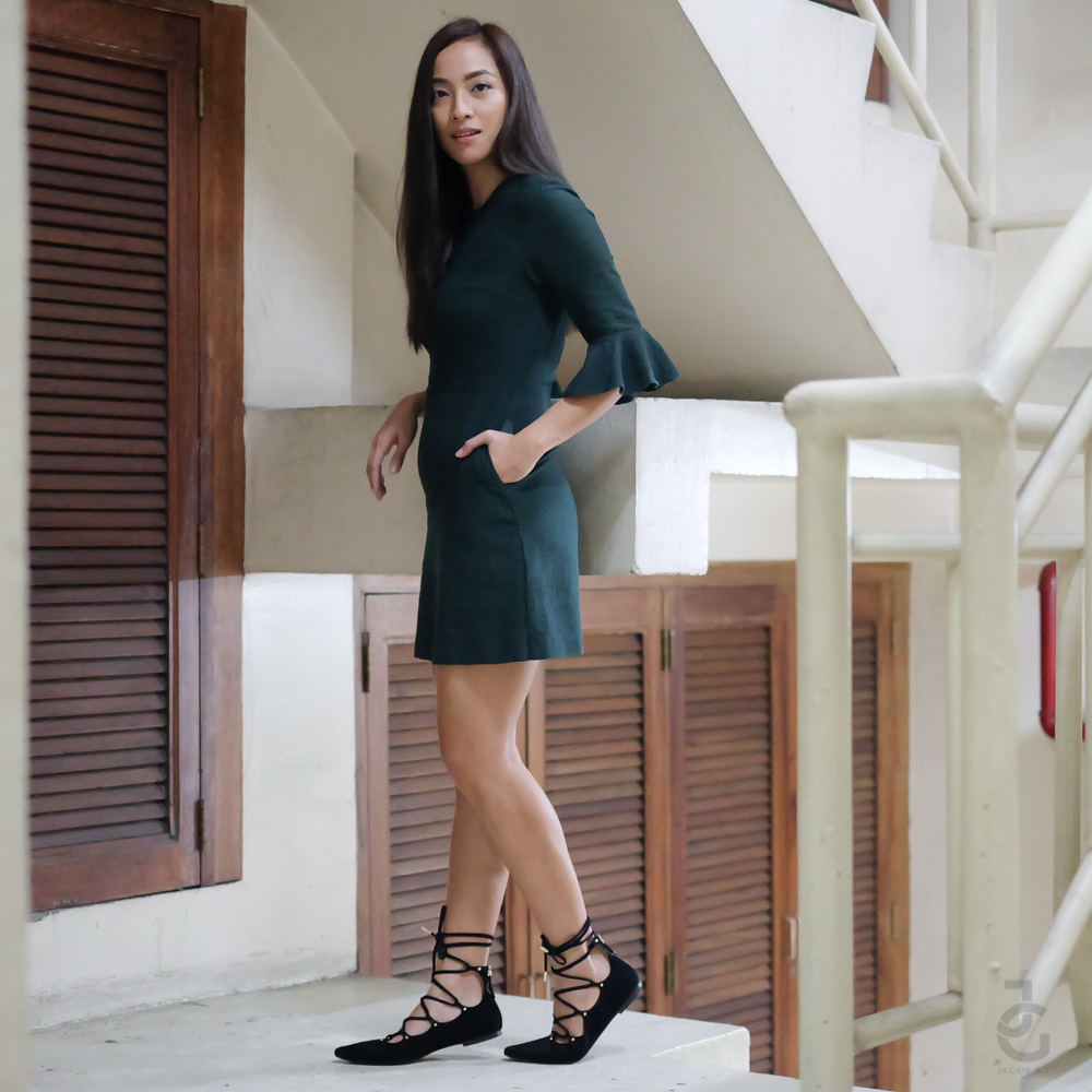 bellsleevedress_jackiego_1