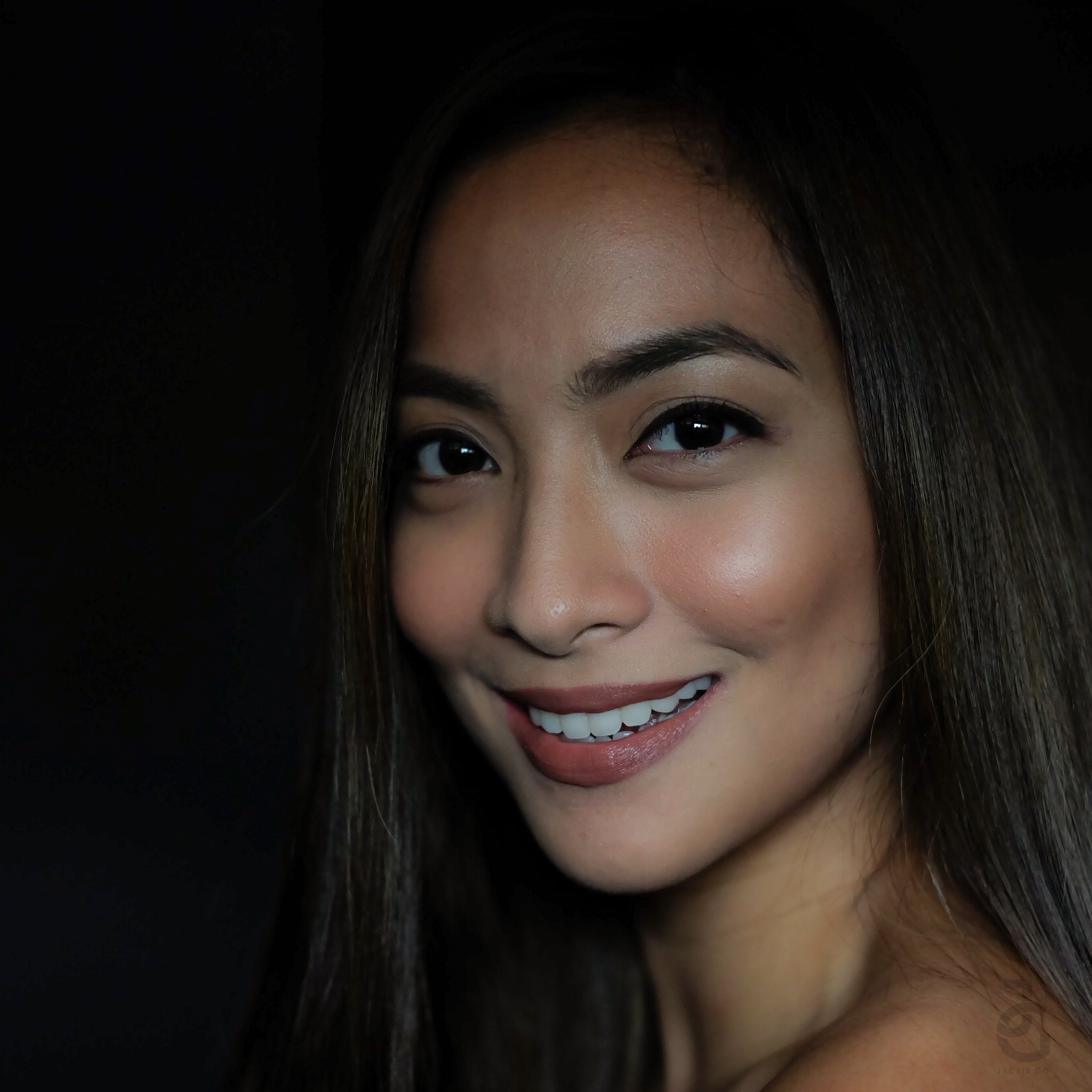 bobbibrown_lipsticks_jackiego_cocoa1