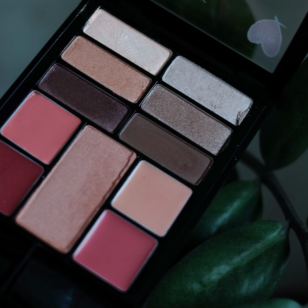 #FOTD Revlon Eye, Lip & Cheek Palette