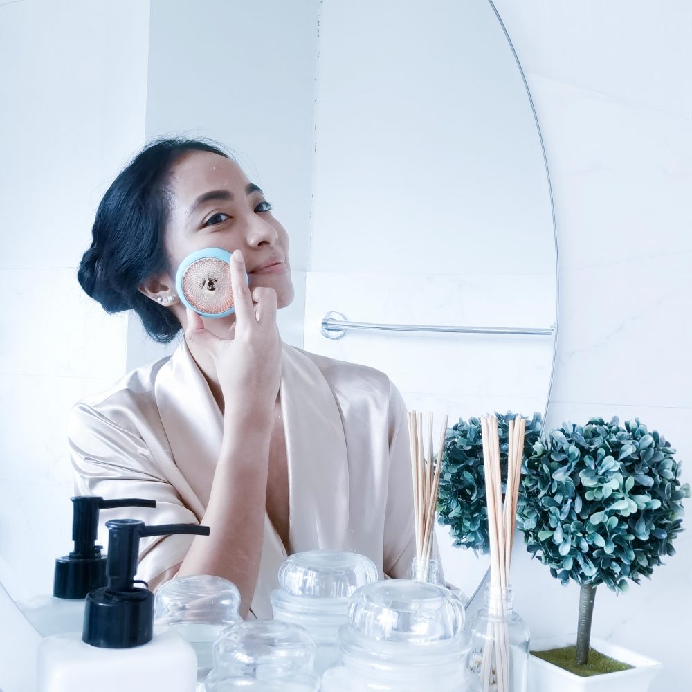 Foreo UFO Review: Mask Made Easy